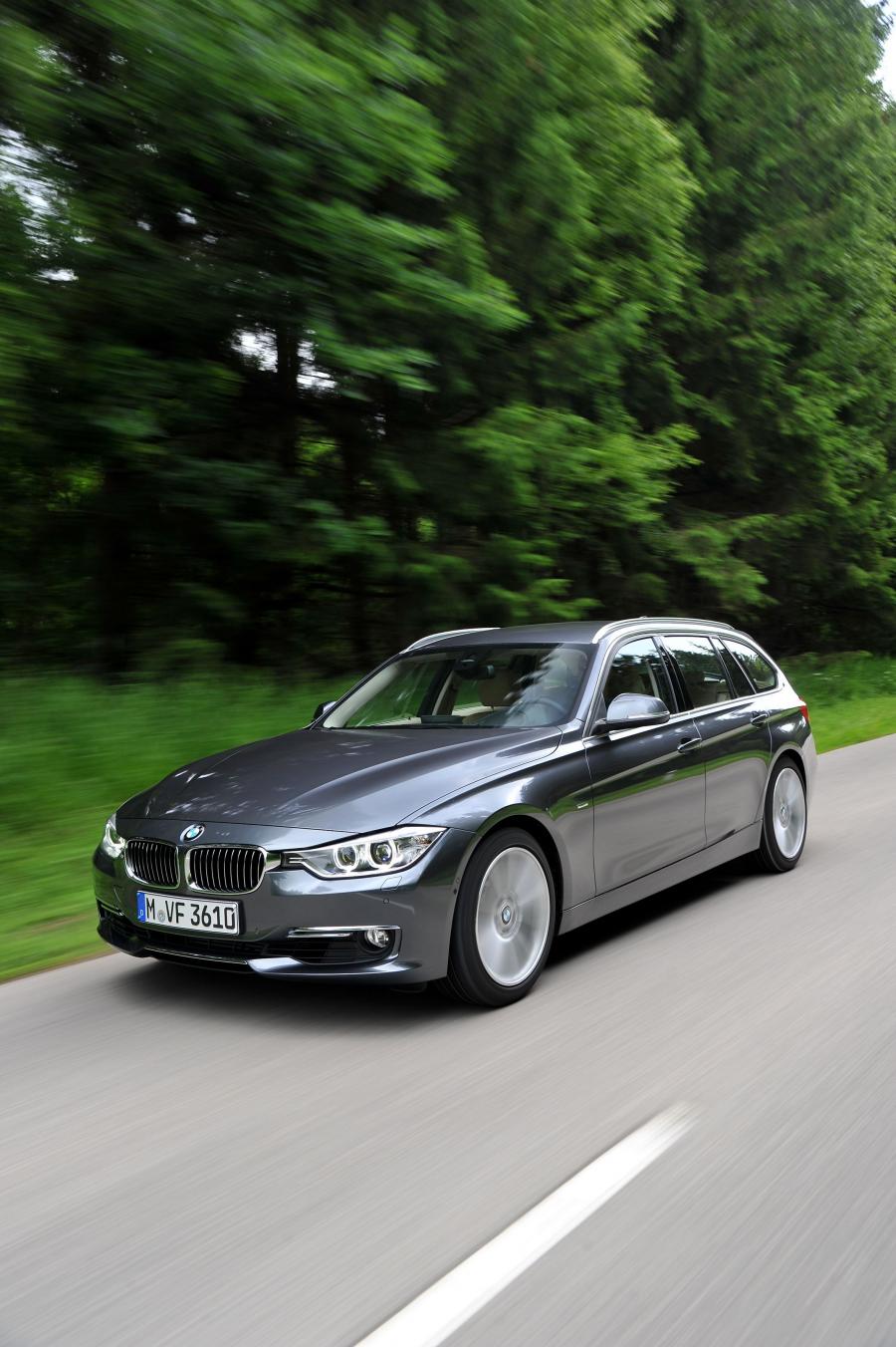  BMW 328i Touring Luxury 2012 года  (фото 181 из 200)